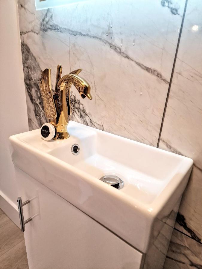 Blairgowrie and Rattray Kaoglen Fallow Pod - Luxury - Hot Tub - Pet Friendly מראה חיצוני תמונה